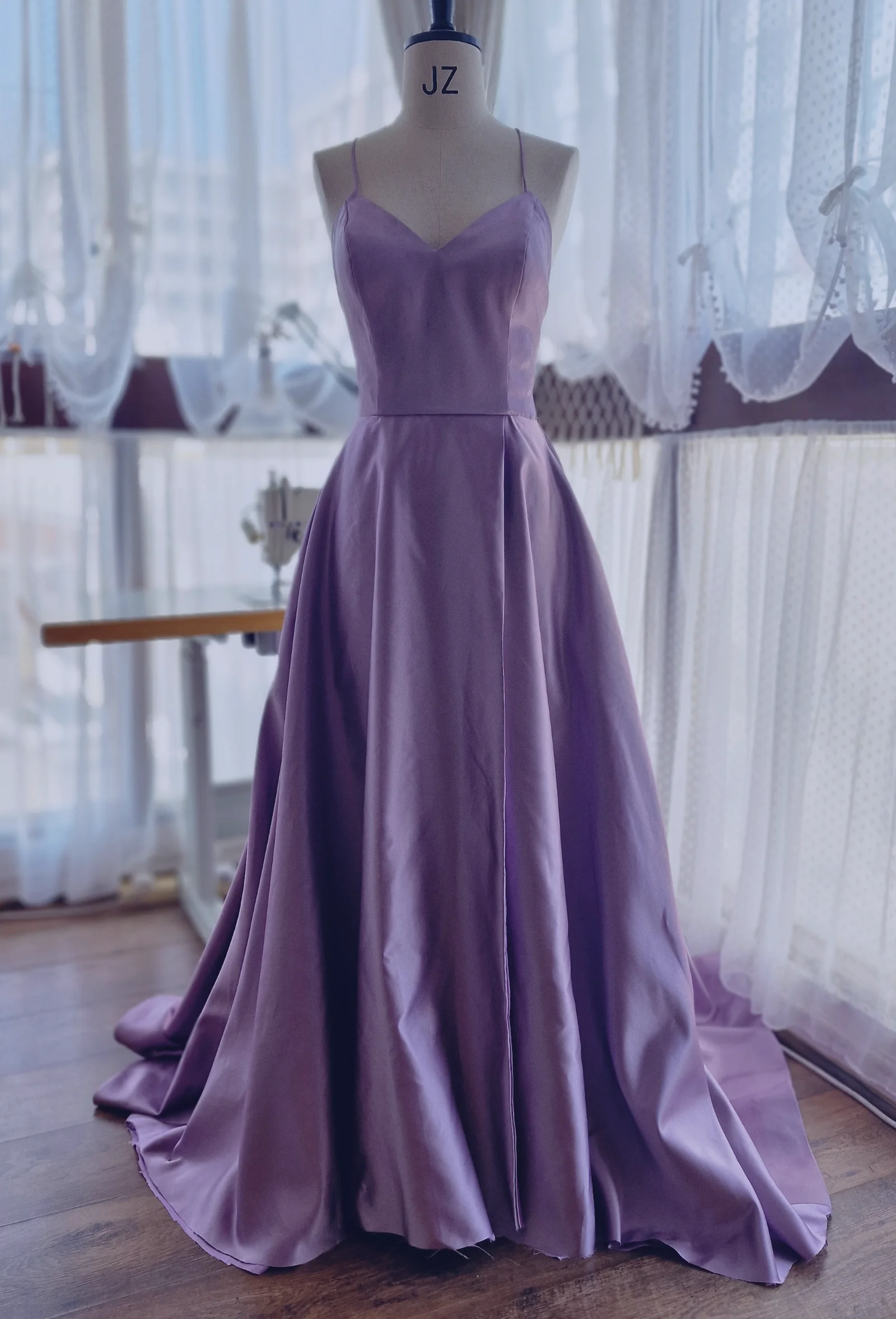 Evening gown fitting service Kingston - SUU Bespoke