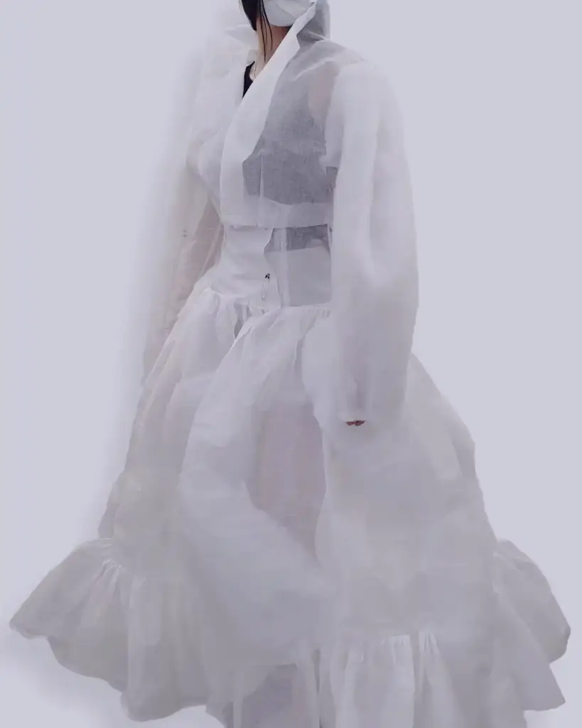 dress alteration detail at suu bespoke