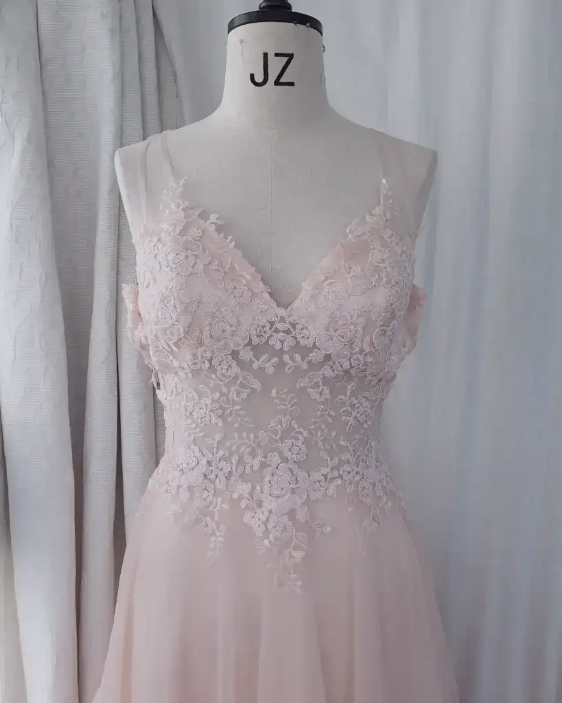 dress alteration detail at suu bespoke