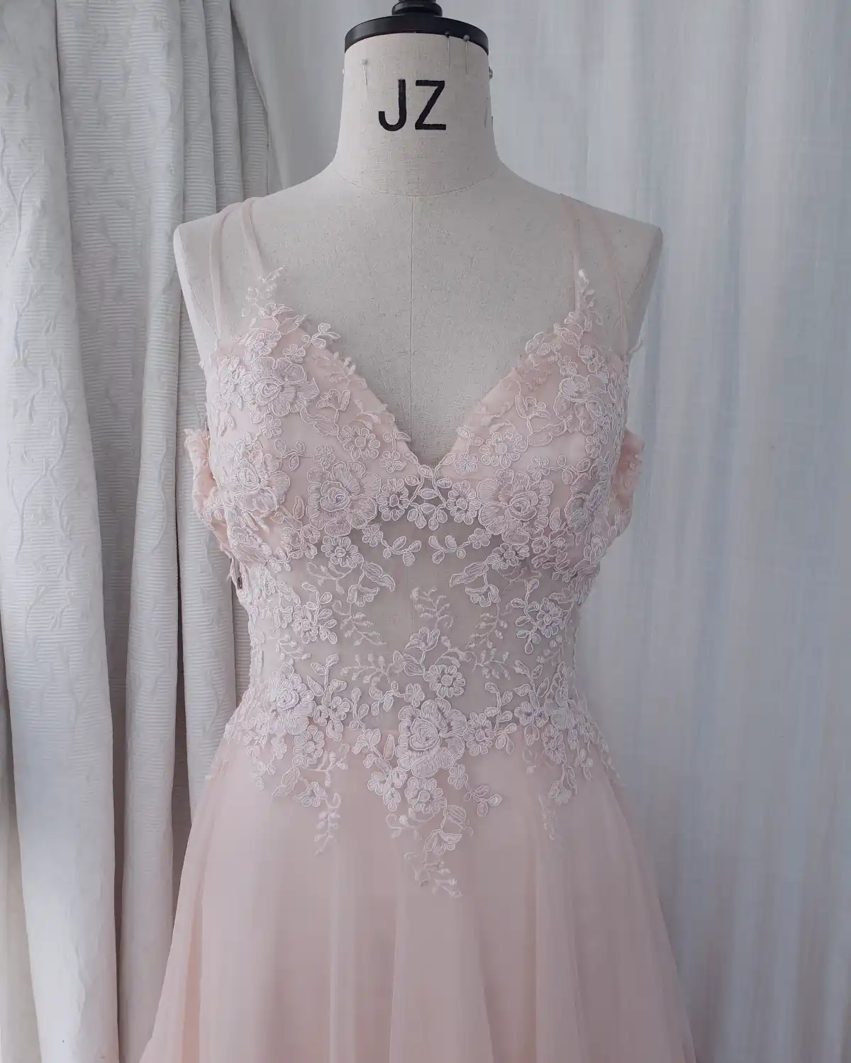 dress alteration detail at suu bespoke